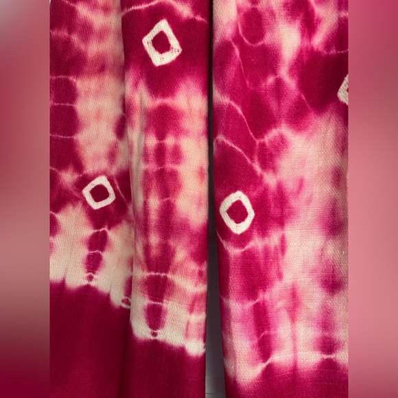 Large Tie-Dye Scarf - Picture 2 of 6